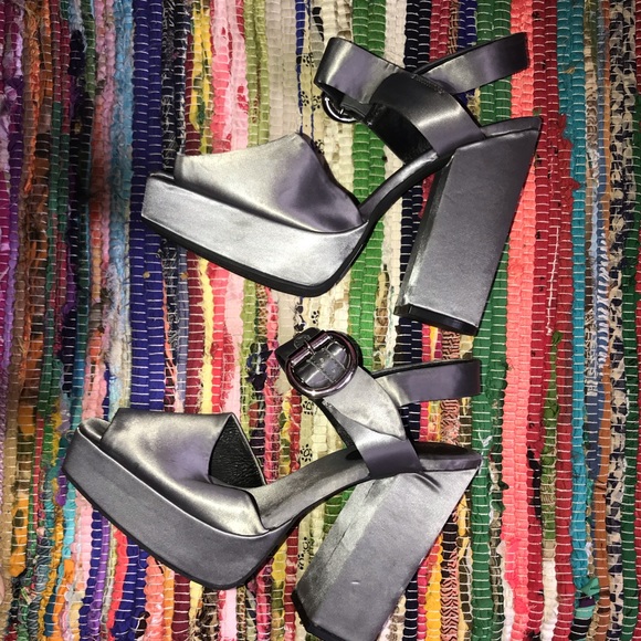 SOLD🦋Jeffrey Campbell Mitra Satin Platform Sandals - Picture 3 of 5